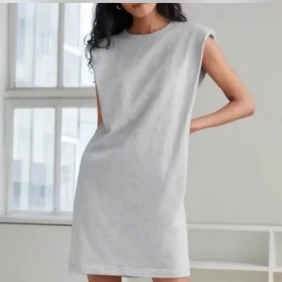Babaton Dresses & Skirts - Babaton Gray T shirt Dress